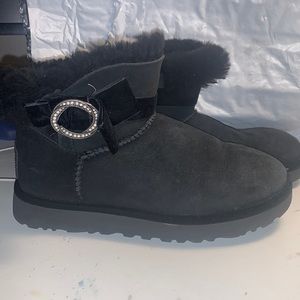 Size 7 UGG boots